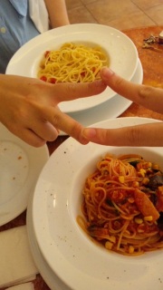 �e�F��OliveBar�Ȃ��B