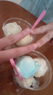 �e�F�����ƃf�[�g������B