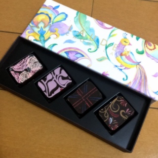 LAUDEN�̃V���R���B